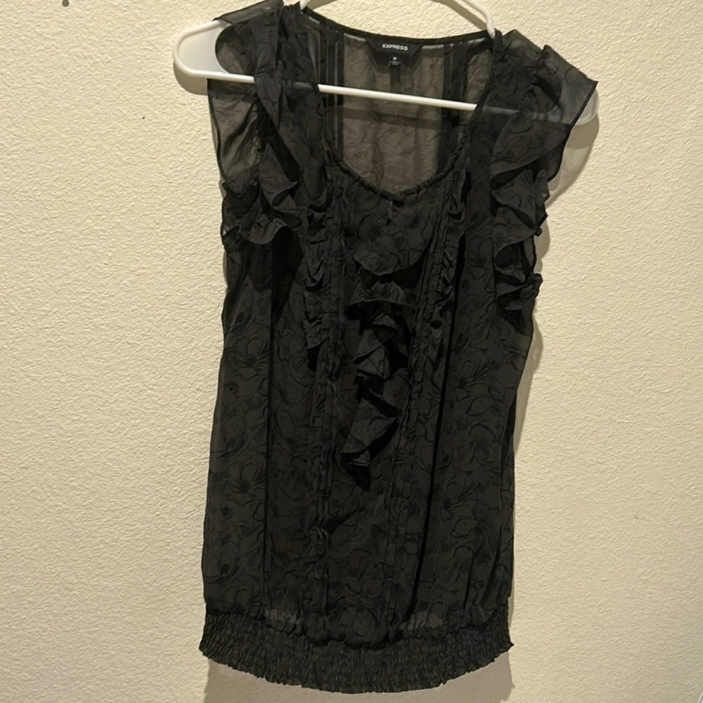 Express Medium Top